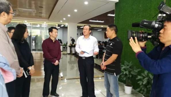 合肥市政协主席韩冰一行莅临合肥慧算账视察指导 合肥市政协主席韩冰一行莅临合肥慧算账视察指导